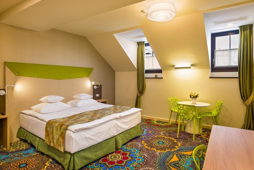 Aparthotel Blumenhaus Sibiu Exterior foto